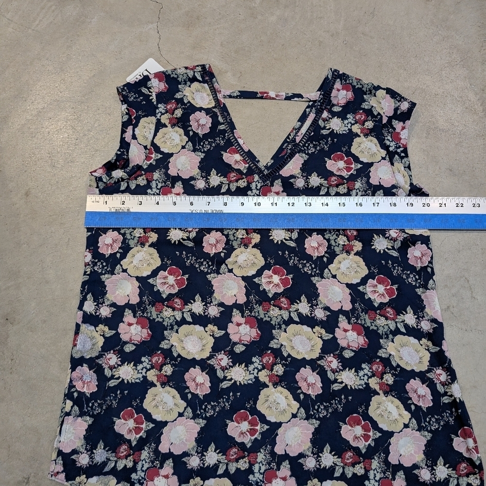 NWT Daniel Rainn Navy Floral Sleeveless Blouse Women's M Tank Top - Picture 7 of 7